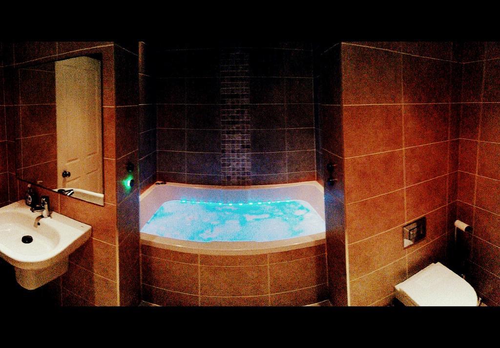 Clamshell Land - Royal Mile Apartment Edinburgh Bilik gambar